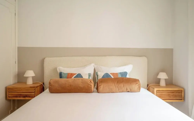 Blue Tide - Two Bedroom Apartment