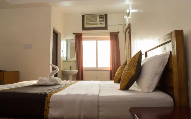OYO 2182 Hotel Seetal
