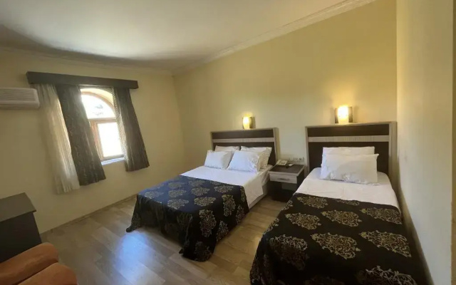 Nemrut Euphrat Hotel