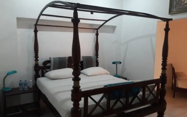 Jasmine Hill House