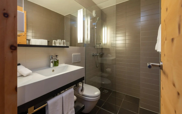 Hotel Schweizerhof Sils Maria, a Faern Collection Hotel