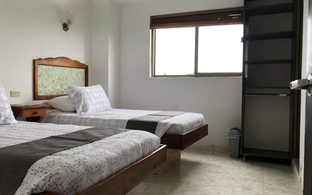 Hotel Armont