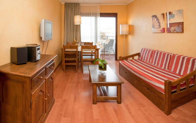 Апартаменты Parot Apartments