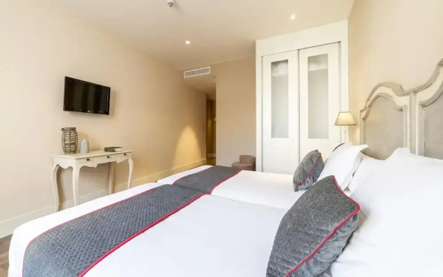 Oyo Hotel Altora