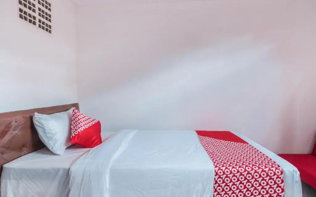 OYO 947 Angel Home Stay Syariah
