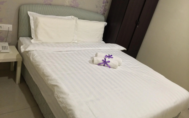 Victory G Hotel
