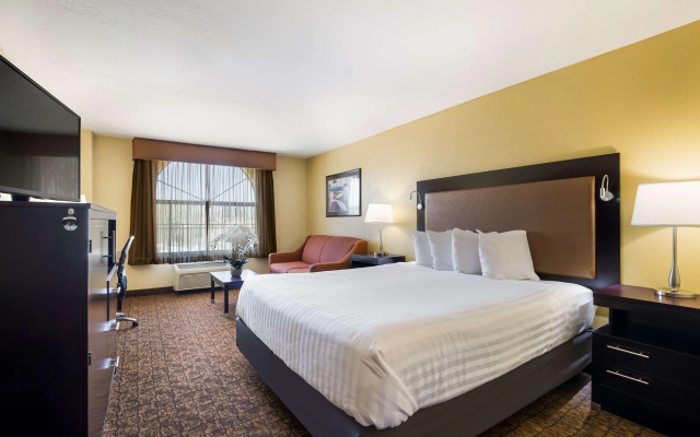 Best Western Escondido Hotel