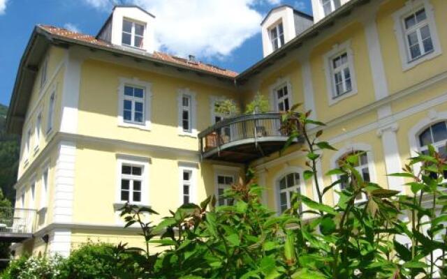 Отель Residence Zum Theater Колле Изарко вид на фасад