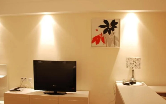 Huifeng's International Apartment