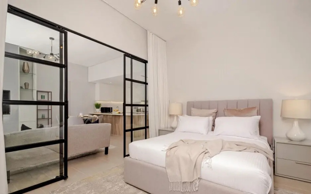LUX - Contemporary Suite Dubai Marina
