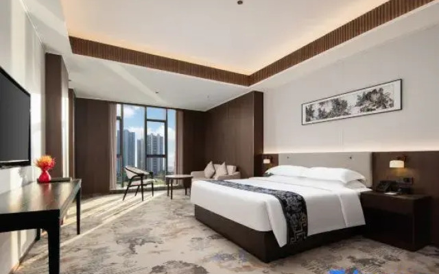 Jinliyuncheng Hotel (Qiankun New Town Shopping Outlet, Hubei Polytechnic Institute)