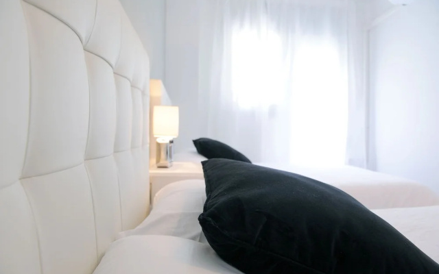 Amazing City Center Apartment