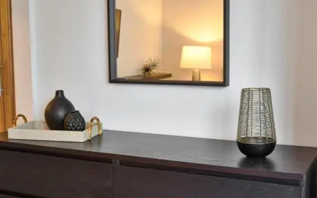 COZY and MODERN 3BR | DOWNTOWN STO DGO