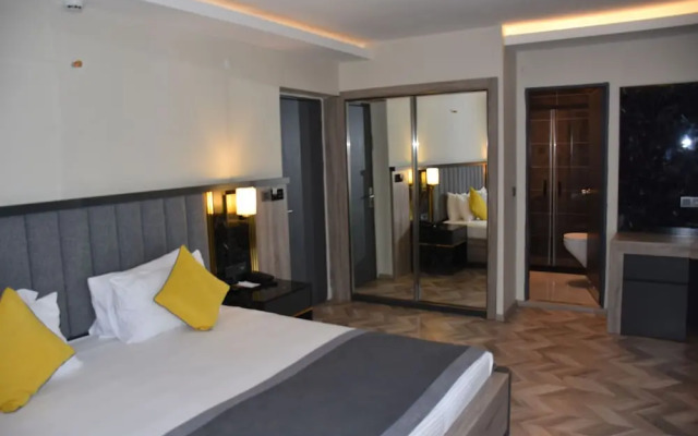 Segmen Hotel
