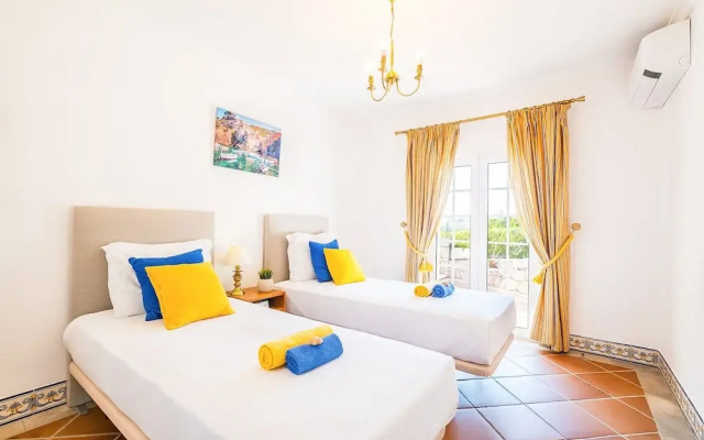 Villa Buganvilias