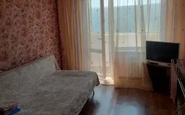 Flat on str. Karl Libkneht, bld. 28