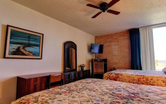 Channelview 114