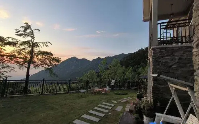 Floral Hotel·Lushan Shanshui Yuzhu hotel (Lushan Mountain Branch)