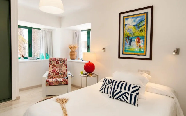 Maspalomas Beach Front Apartment Ref. AB