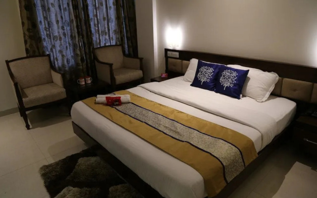 OYO 1423 Hotel Monerio
