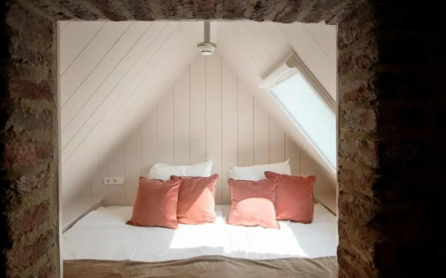 Harbour Suites Boutique Hotel