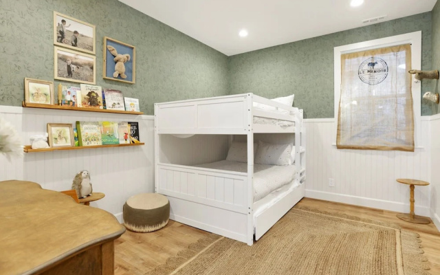 Pine Meadow Village Castle #2301