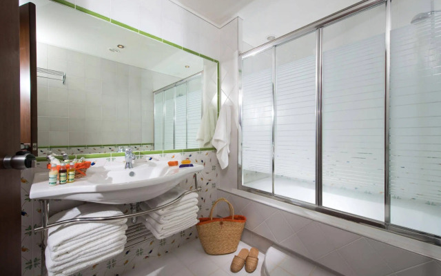 Danae's Luxury Villas