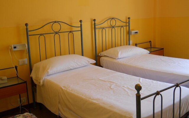 Отель Albergo Ristorante Aquila комната для гостей