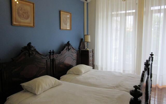 Отель Family Macedo B&B комната для гостей