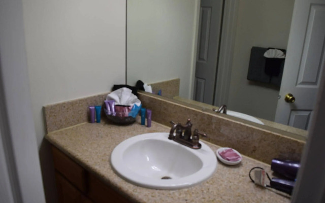 Mactavish Court Townhomes