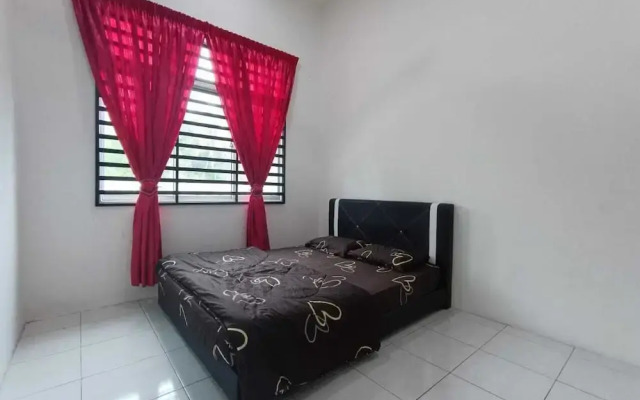 OYO Homes 90606 Casaria Cherating