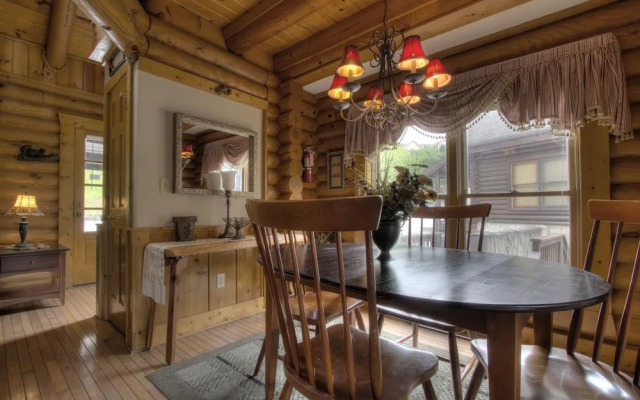 The Nutty Nook  287 - Two Bedroom Cabin