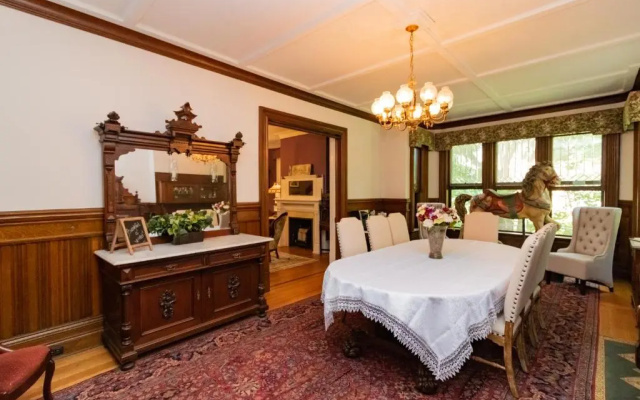 Saratoga Dreams B&B