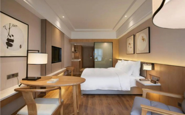 Charm City Kai Guan Hotel
