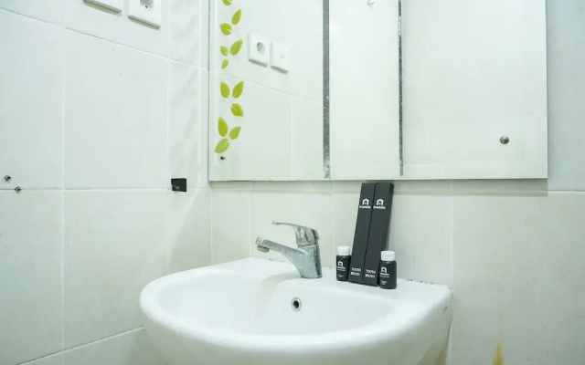 Elegant Studio Apartment at Nifarro Park