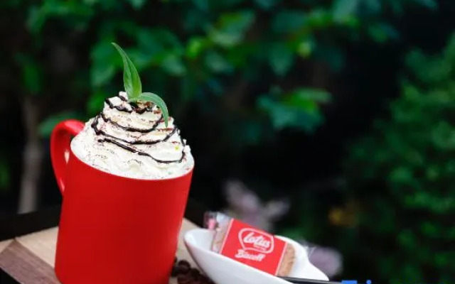 Yun Sky Garden Hotel (Jingmen Wanda Plaza Branch)