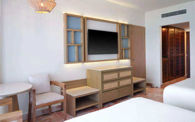 Wyndham Grand Cancun All Inclusive Resort & Villas