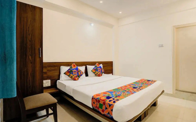 Fabhotel Purple Grand