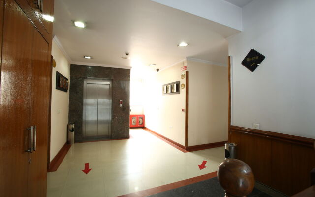 Emblem Hotel Sector 14 Gurgaon In Gurgaon India From None - 