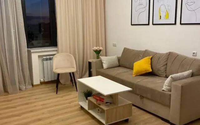 Beautiful apartment with 3 balconies in the center of Yerevan
