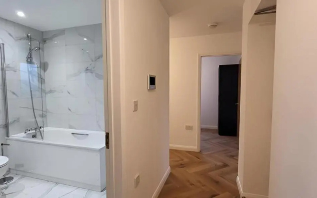 Hybrid Resi - Mitcham