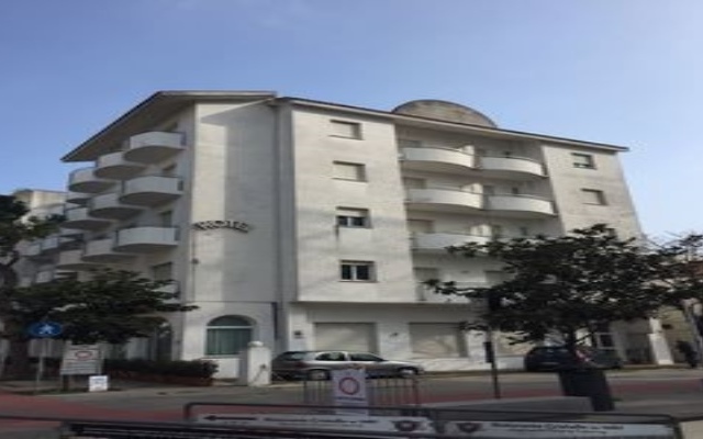 Hotel Ceccarini 9 вид на фасад
