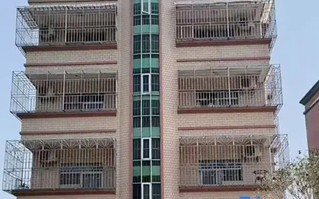 Shenzhen Fangcun Courtyard Homestay (Judiaosha Yangmeikeng Branch)