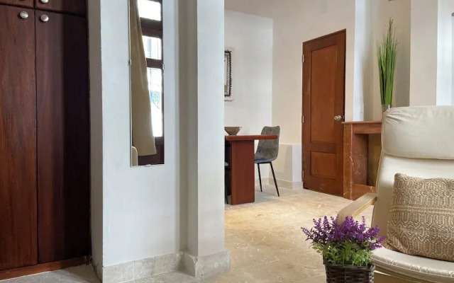 Paseo Colonial - Sanctuary 2