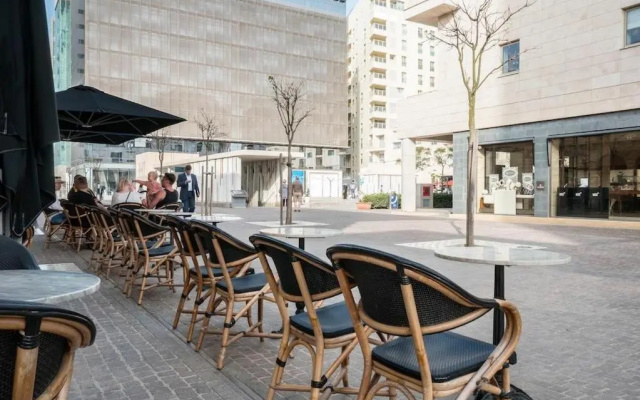 Art Deco Luxury Apartment Central Location