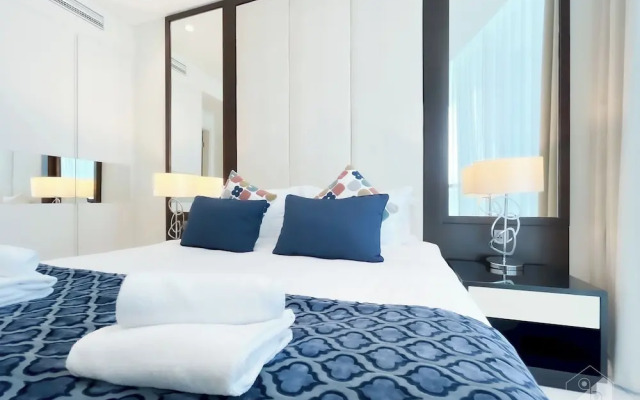 Cozy 1b With Balcony in Business Bay
