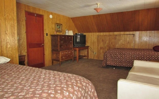 096 Sawmill Cove Lodge Home