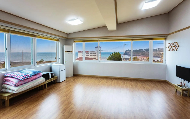 Jeju greenheart pension