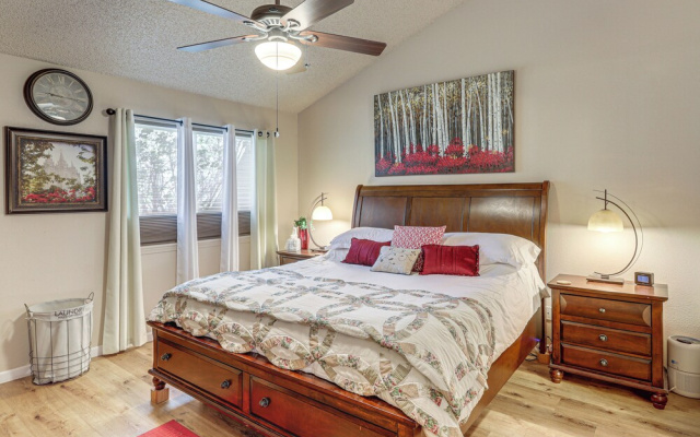 Walk to Golf & Trails! 'aspen House' in Flagstaff
