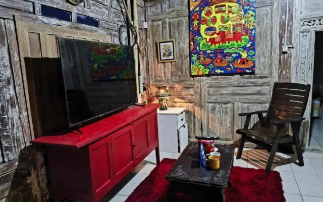 Eyang Residence Limasan Kebon Dalem